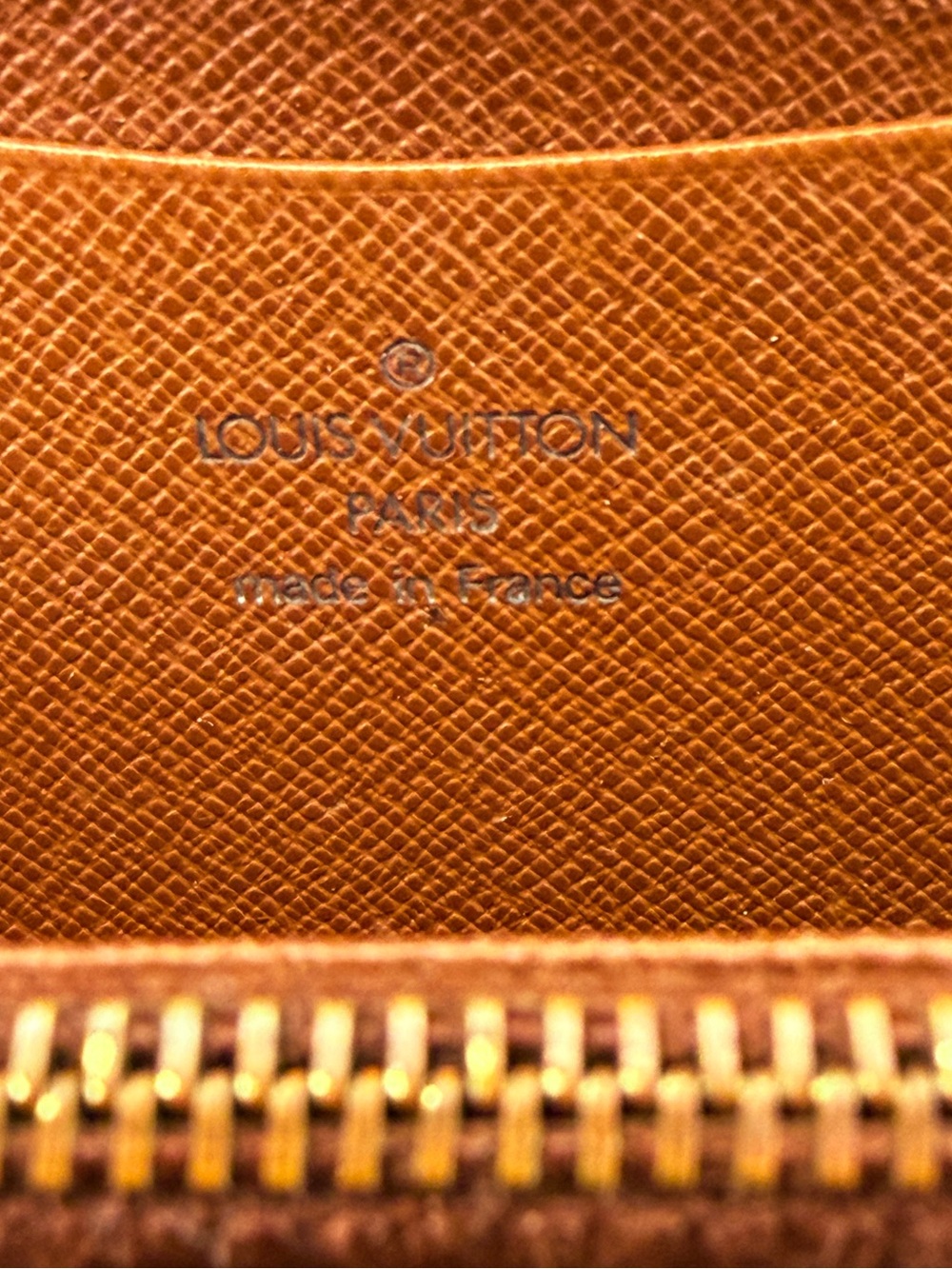 Louis Vuitton Monogram Zip Wallet | LV Zippy Wallet | Vintage| w/box and COA - Picture 7 of 11